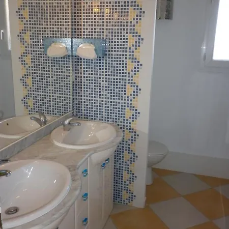3 Pieces Duplex 6 Couchages Cap D'agde * Agde